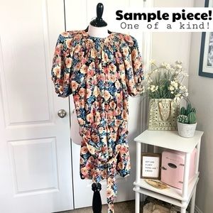 One of a kind! Olivaceous Puffy Sleeve Floral Romper